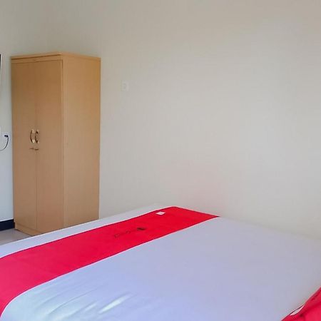 Reddoorz At Pelangi Guest House Balikpapan  Exteriör bild